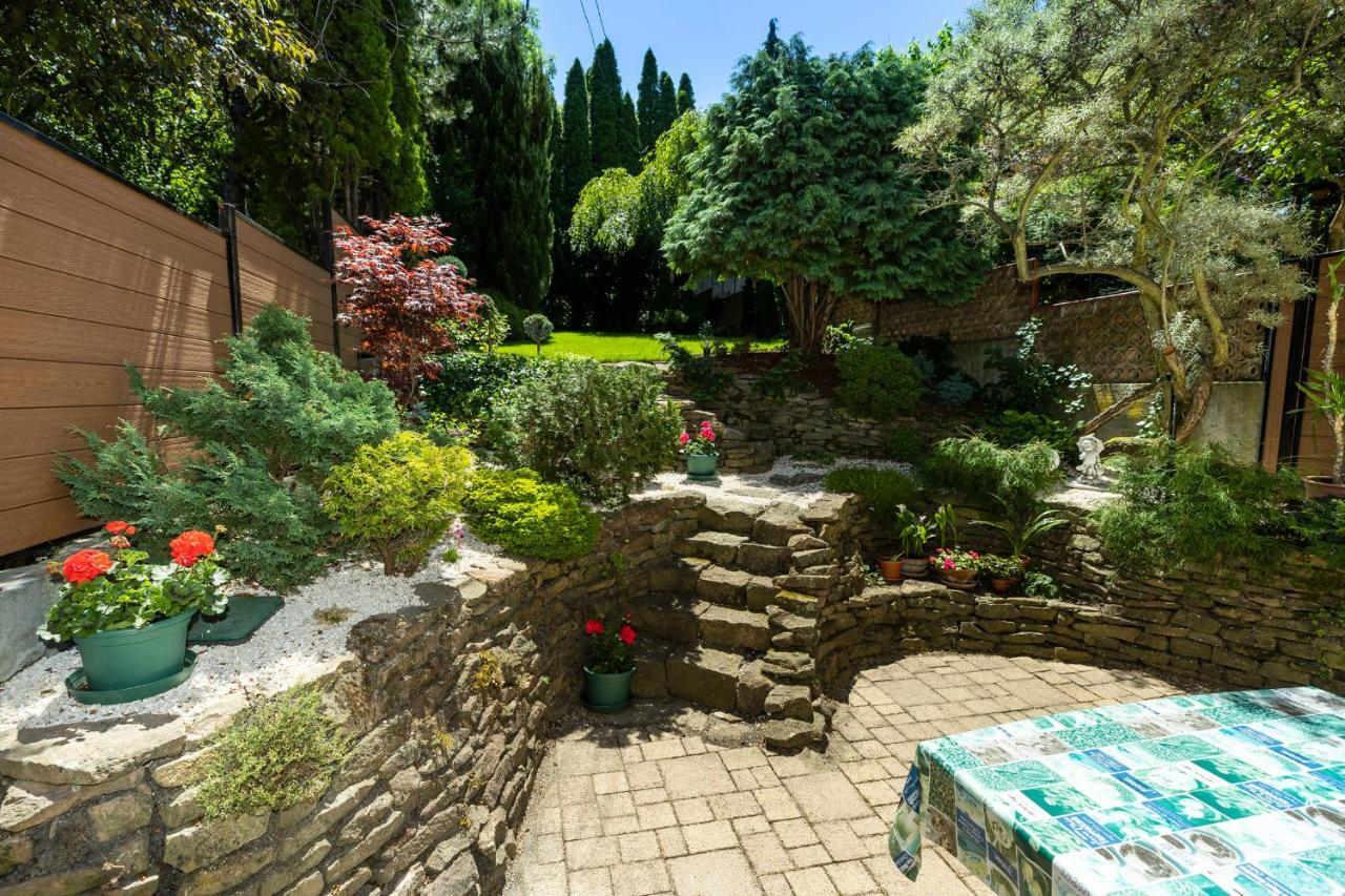 Cecey Vendeghaz Bed & Breakfast Eger Exterior photo